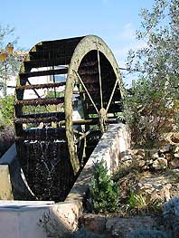 tulette, provence, drôme, france, tourisme, caves, vins