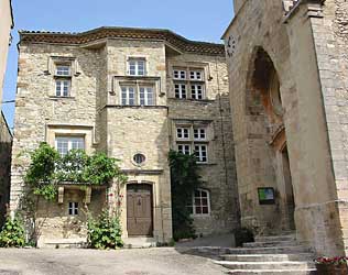 drome, provence, rousset-les-vignes