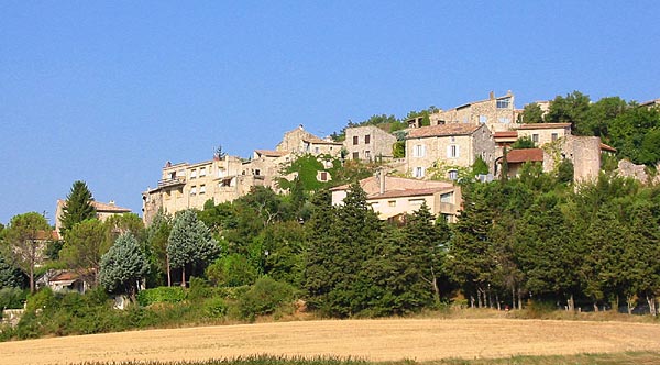 village de valaurie