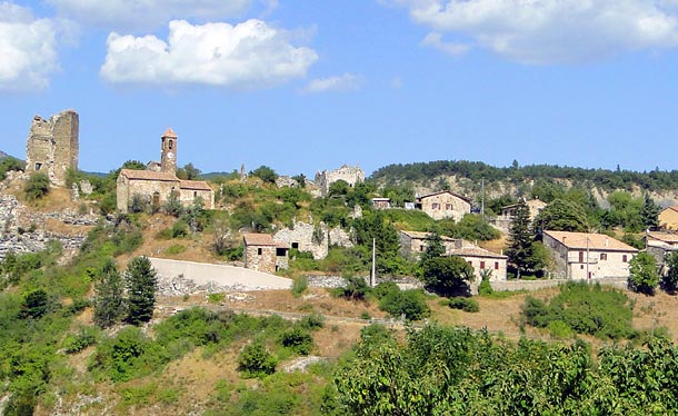 village de verclause en drôme provençale